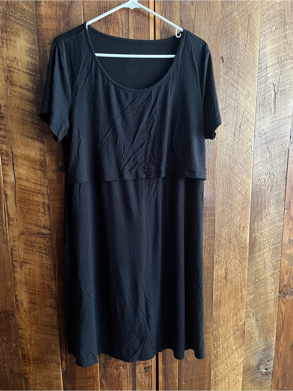 Kindred Bravely Black Short-Sleeve Midi Nursing Dress